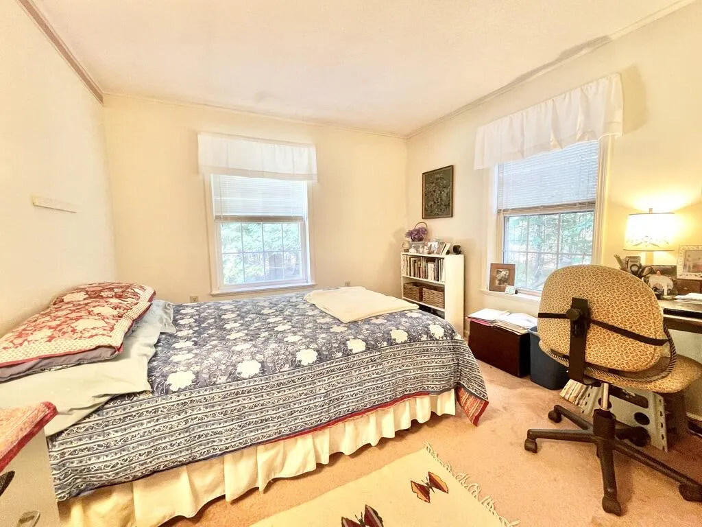 27 Meadow Lark Lane Lincolnville ME 04849