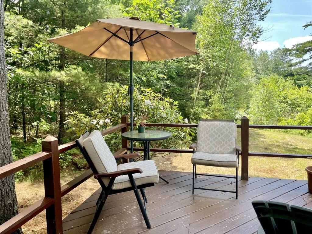 27 Meadow Lark Lane Lincolnville ME 04849