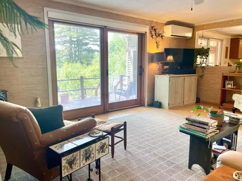 27 Meadow Lark Lane Lincolnville ME 04849