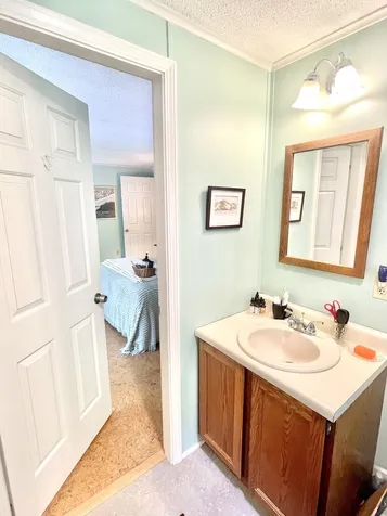 27 Meadow Lark Lane Lincolnville ME 04849