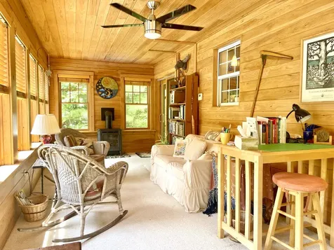 27 Meadow Lark Lane Lincolnville ME 04849