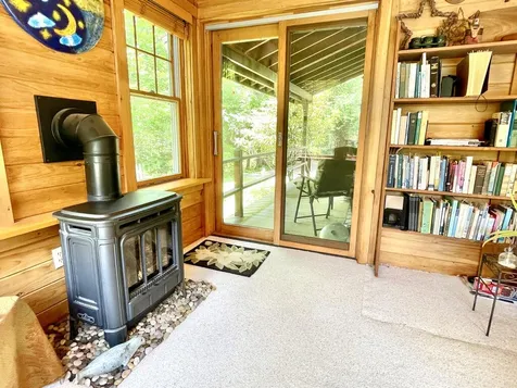 27 Meadow Lark Lane Lincolnville ME 04849