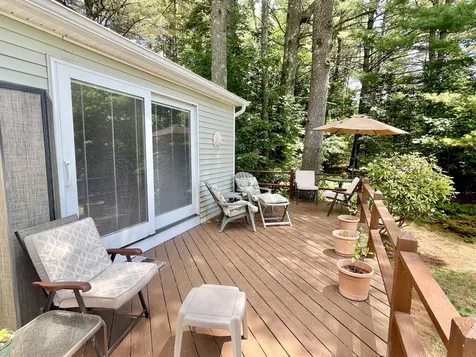 27 Meadow Lark Lane Lincolnville ME 04849