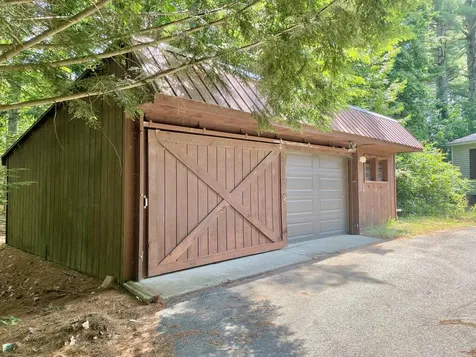 27 Meadow Lark Lane Lincolnville ME 04849