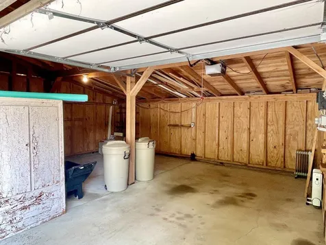 27 Meadow Lark Lane Lincolnville ME 04849