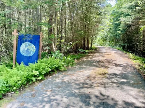 27 Meadow Lark Lane Lincolnville ME 04849