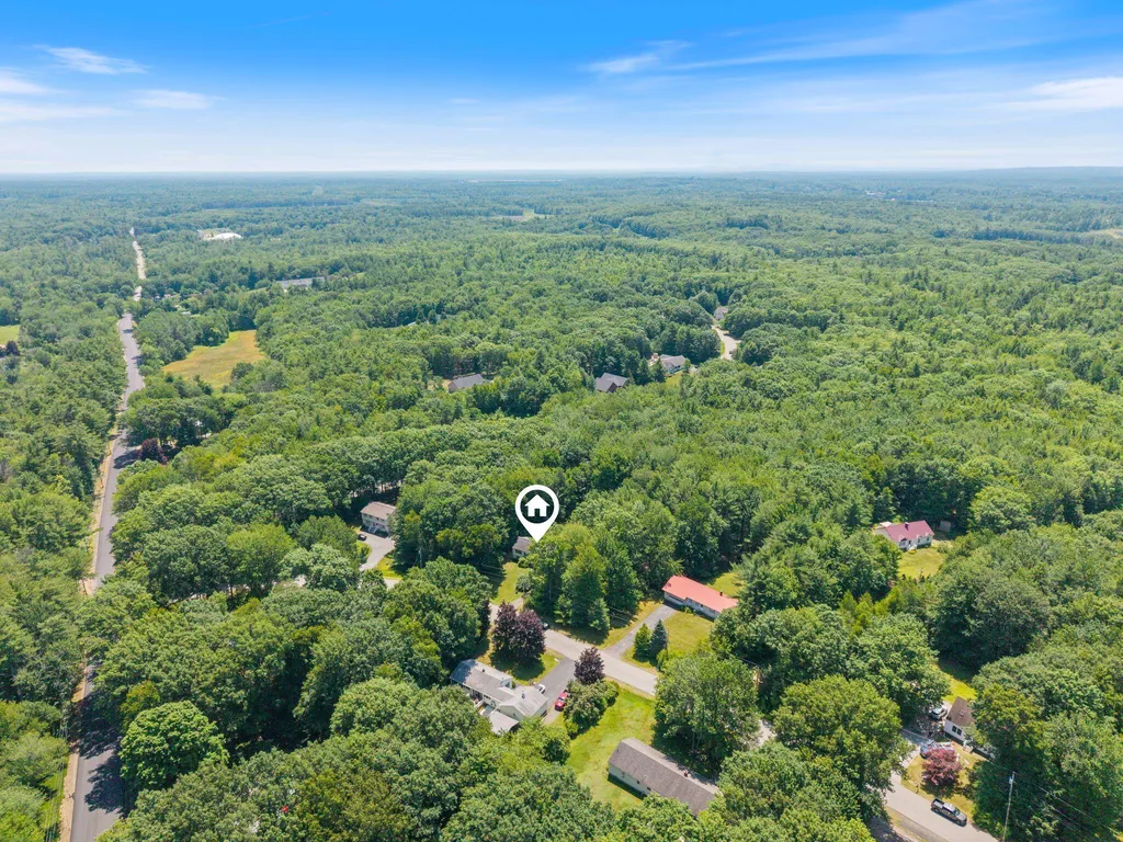 4 Jesse Circle Sanford ME 04073