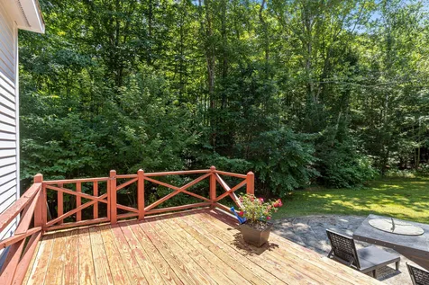 4 Jesse Circle Sanford ME 04073