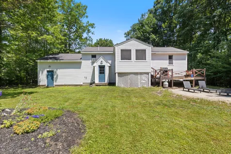 4 Jesse Circle Sanford ME 04073