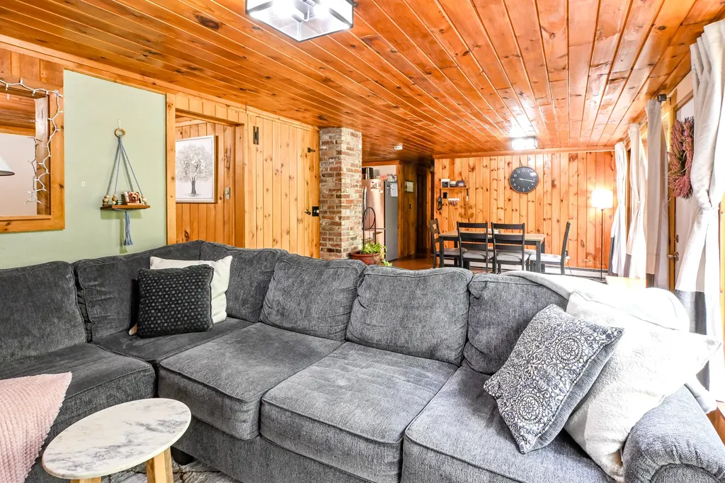 10 Sky Lane Waterboro ME 04061