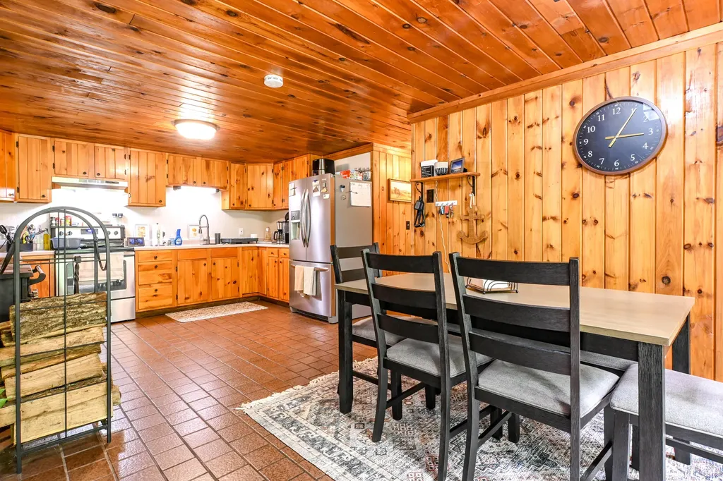 10 Sky Lane Waterboro ME 04061