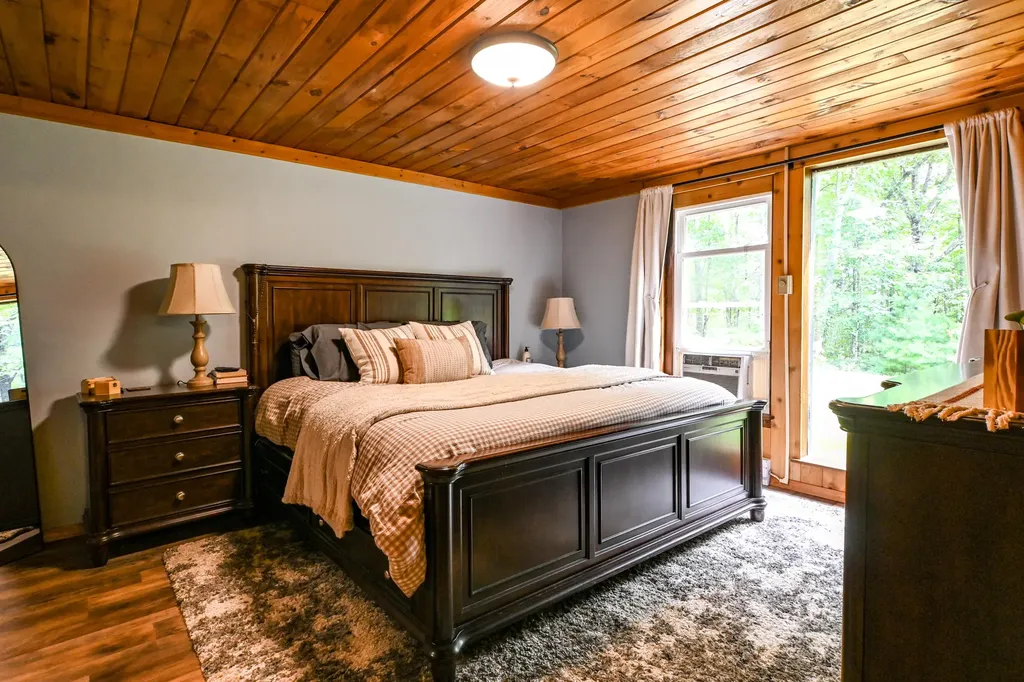 10 Sky Lane Waterboro ME 04061