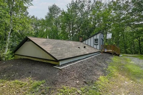 10 Sky Lane Waterboro ME 04061