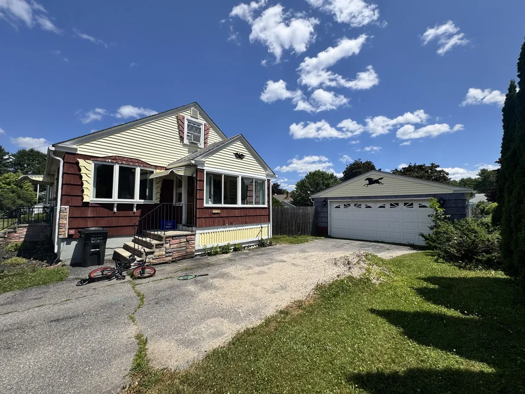 6 Holy Family Street Lewiston ME 04240