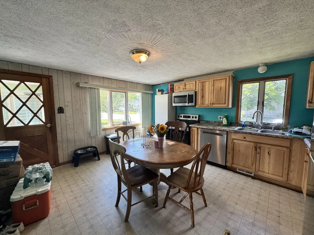 6 Holy Family Street Lewiston ME 04240