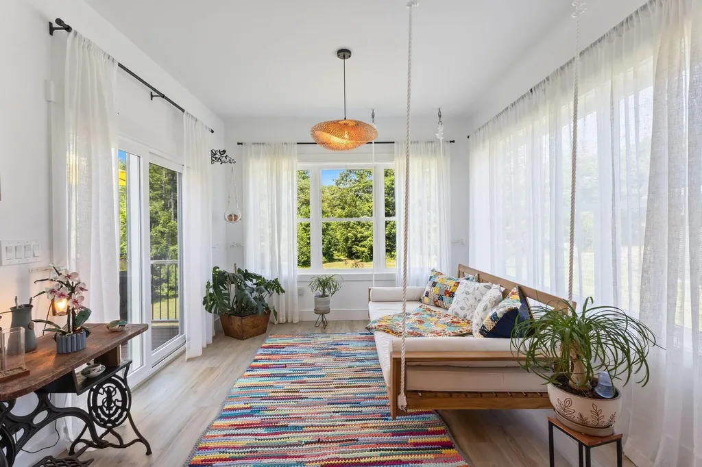 1 Beacon Drive Brunswick ME 04011
