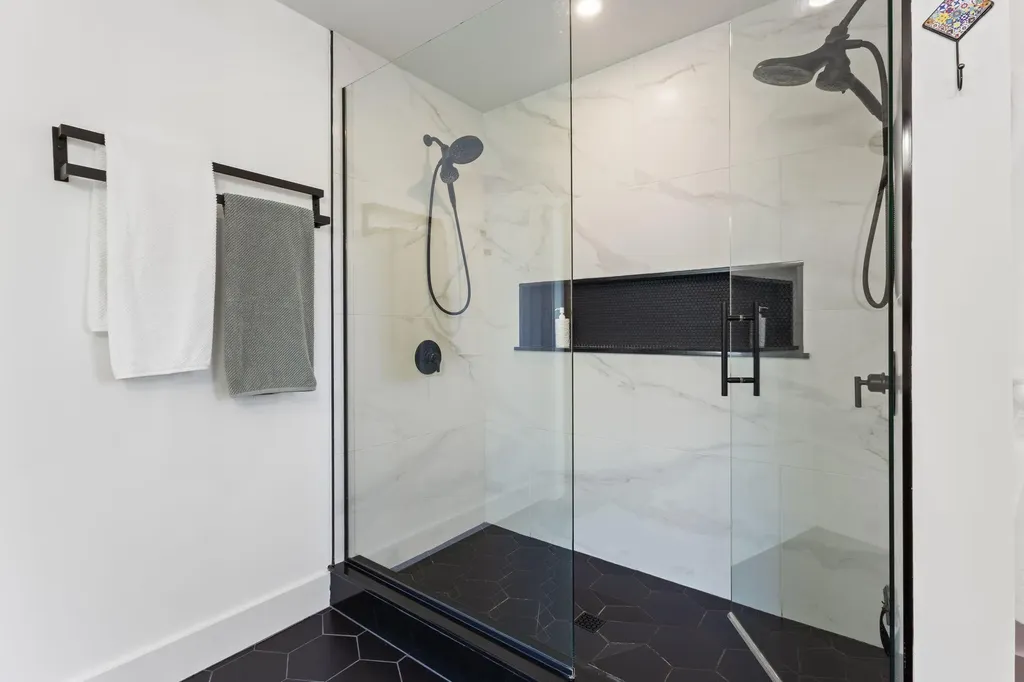 1 Beacon Drive Brunswick ME 04011