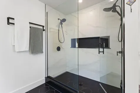 1 Beacon Drive Brunswick ME 04011