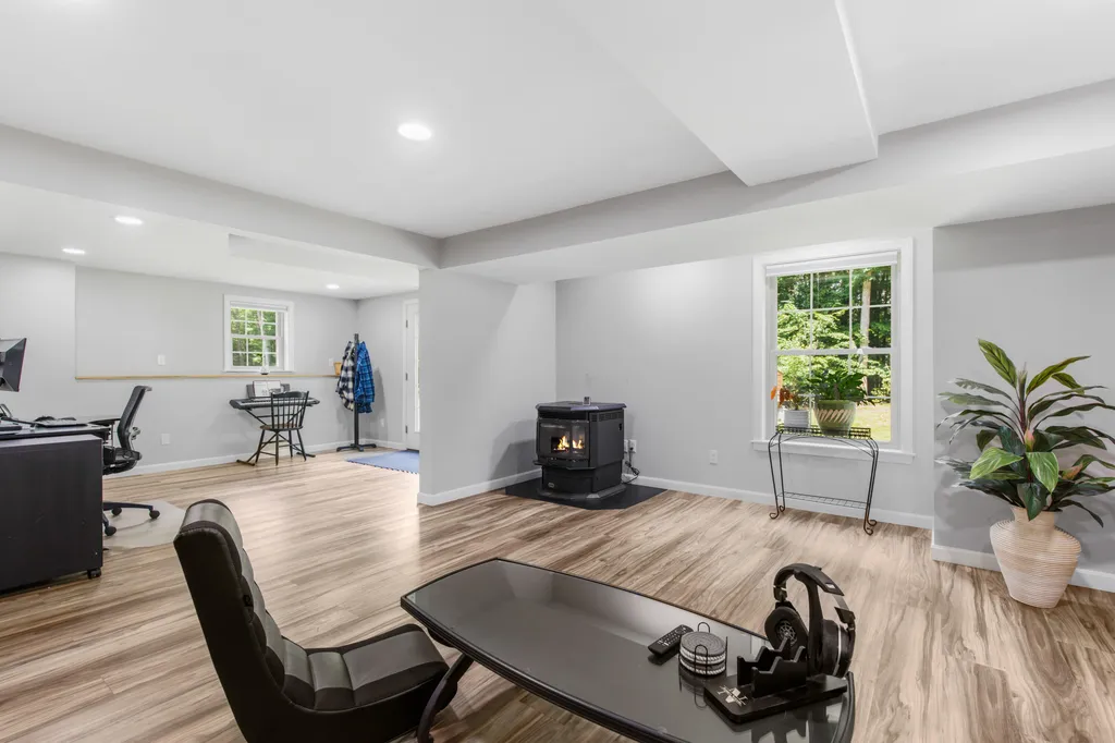 192 Oak Hill Road Lebanon ME 04027