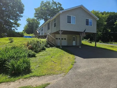 20 Clewleyville Road Eddington ME 04428