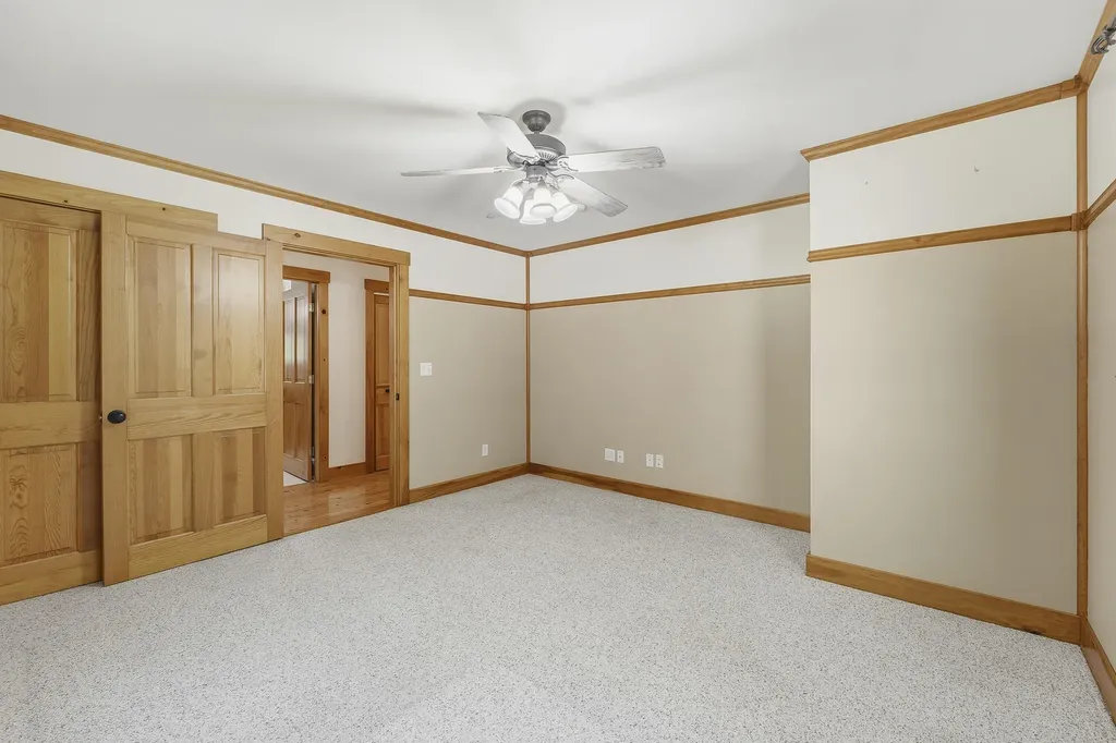 61 Abrams Lane Poland ME 04274