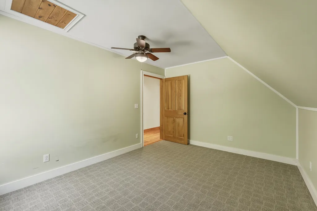 61 Abrams Lane Poland ME 04274