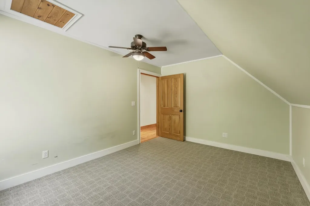 61 Abrams Lane Poland ME 04274