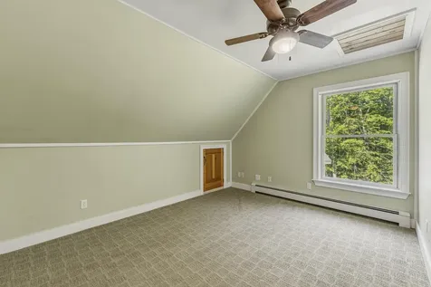 61 Abrams Lane Poland ME 04274