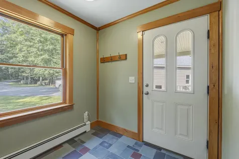 61 Abrams Lane Poland ME 04274