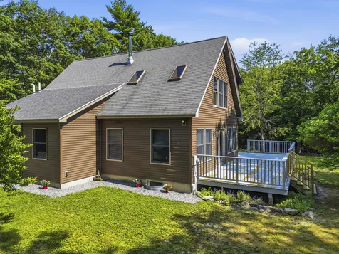 61 Abrams Lane Poland ME 04274