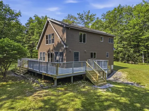 61 Abrams Lane Poland ME 04274