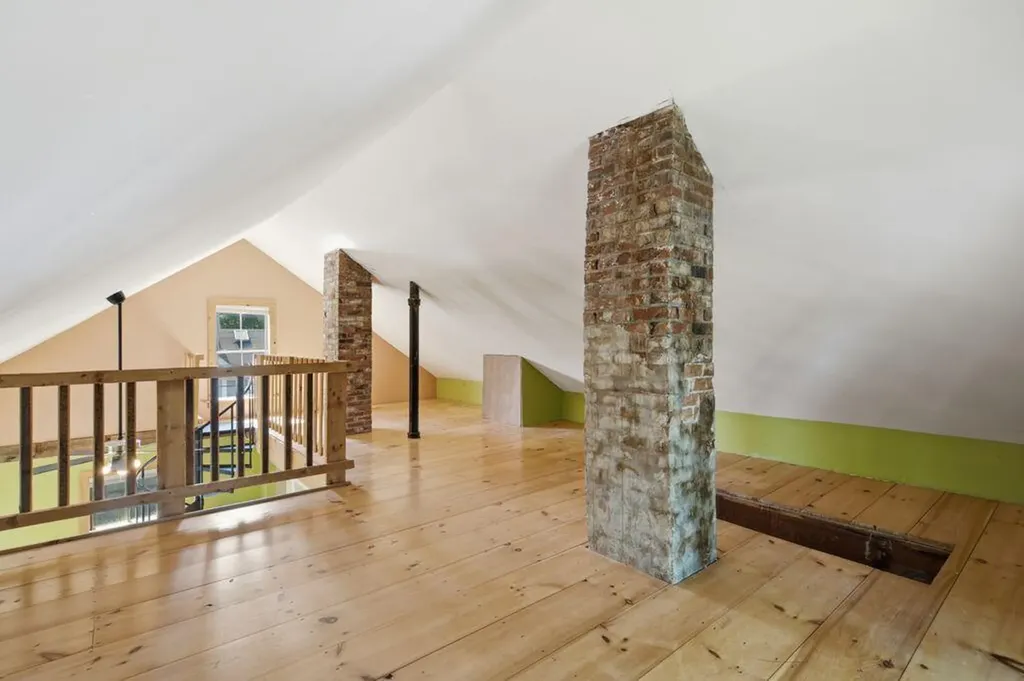 29 Corliss Street Bath ME 04530