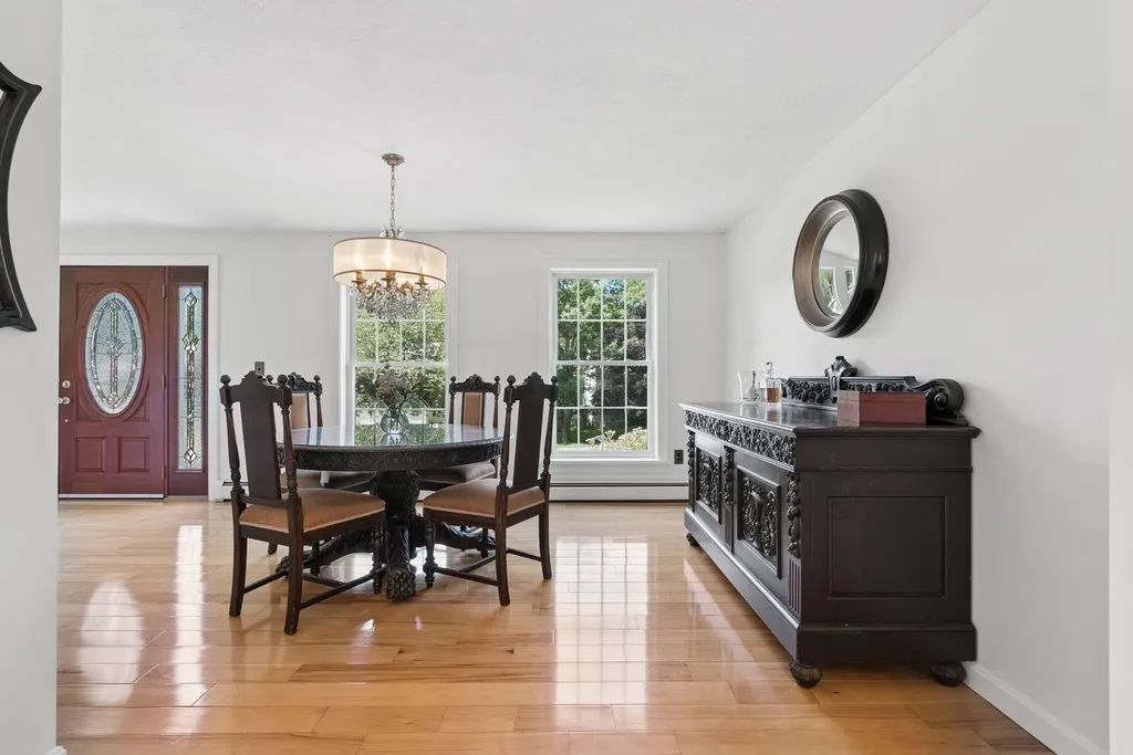31 Pine Ledge Drive Scarborough ME 04074