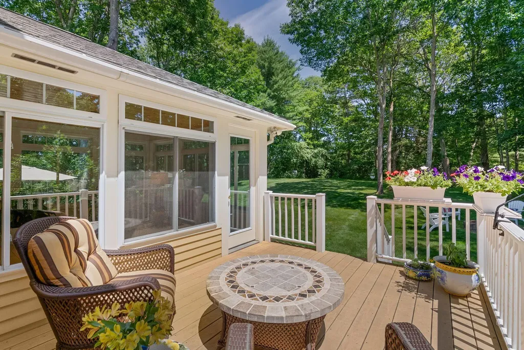 31 Pine Ledge Drive Scarborough ME 04074