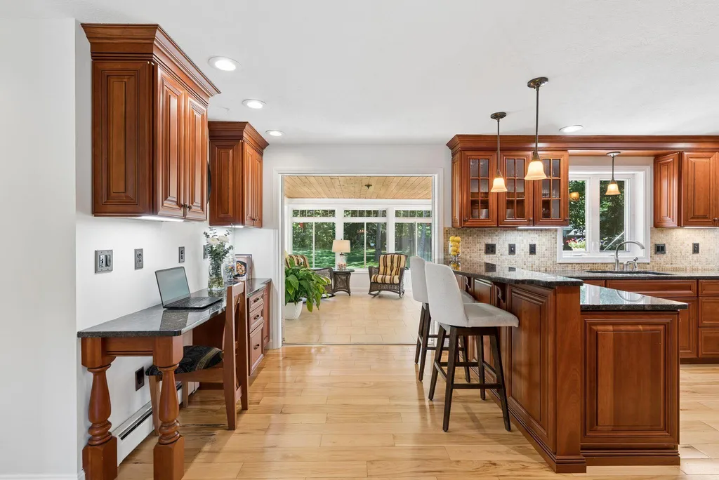 31 Pine Ledge Drive Scarborough ME 04074