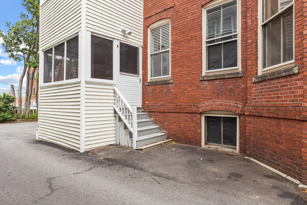 11 William Street Portland ME 04103