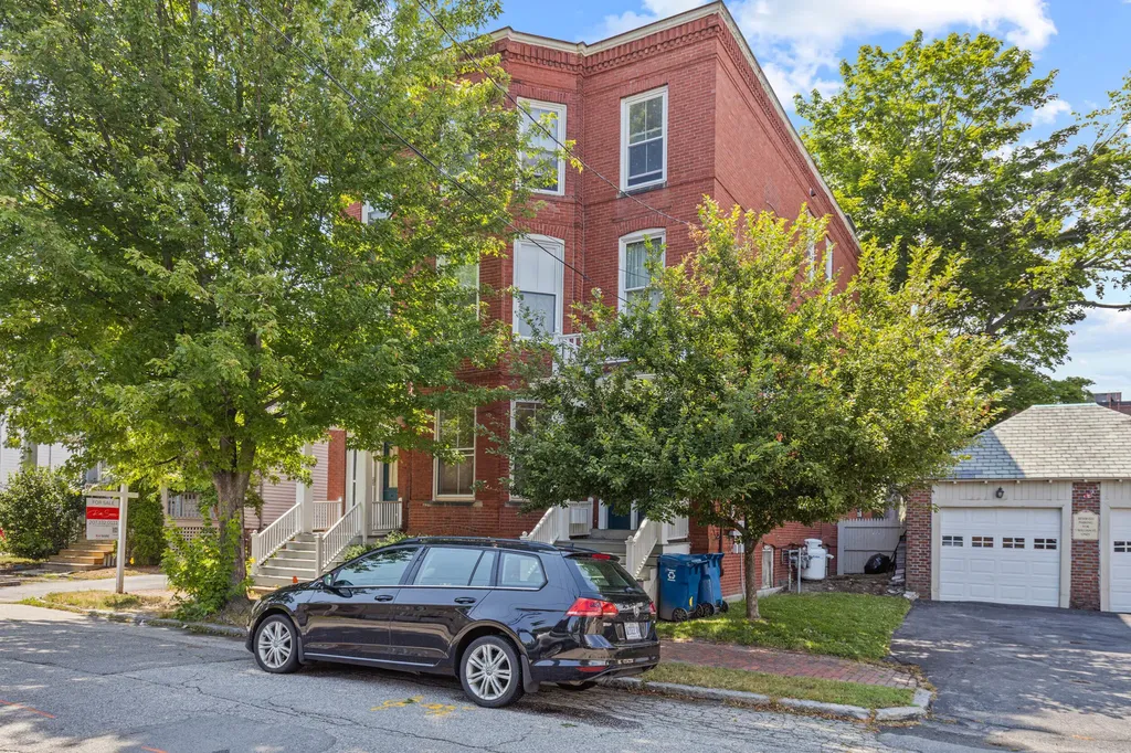 11 William Street Portland ME 04103
