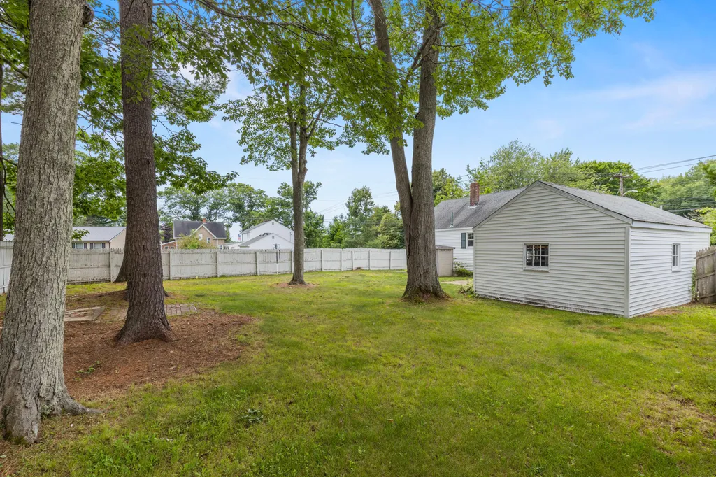 341 Auburn Street Portland ME 04103