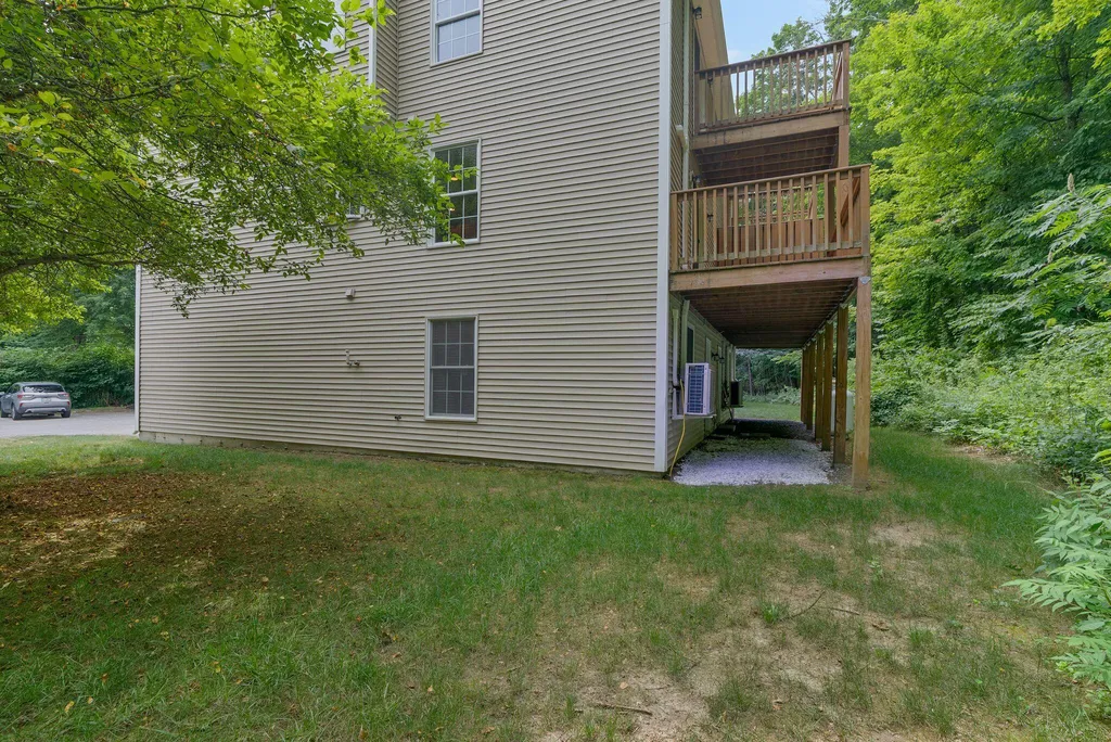 16 Woodside Drive Gorham ME 04038