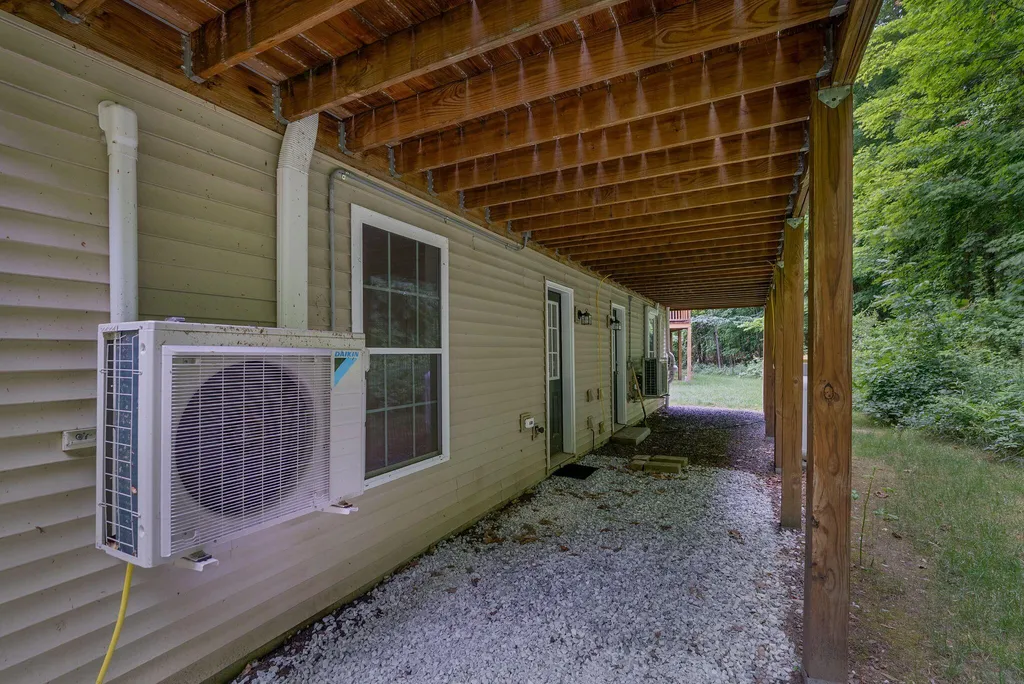 16 Woodside Drive Gorham ME 04038