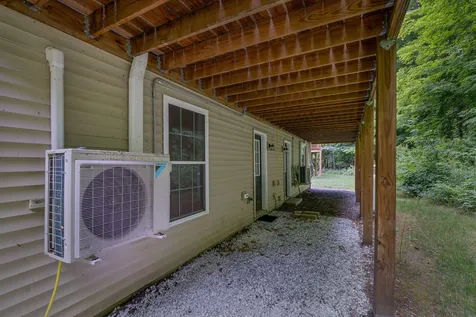 16 Woodside Drive Gorham ME 04038