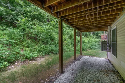 16 Woodside Drive Gorham ME 04038