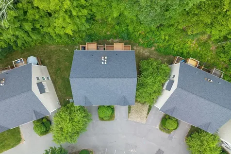 16 Woodside Drive Gorham ME 04038