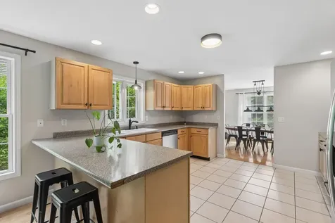 16 Woodside Drive Gorham ME 04038