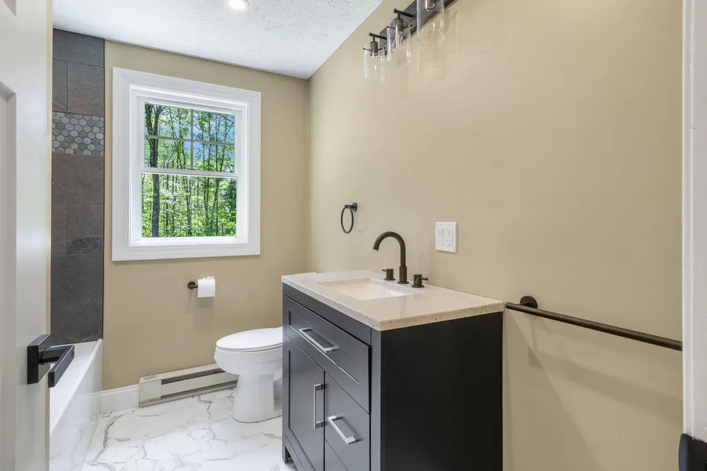 18 Fir Drive Waterboro ME 04030