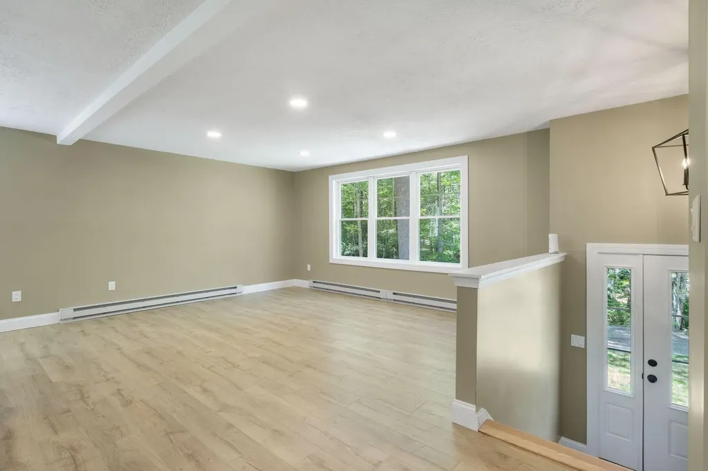 18 Fir Drive Waterboro ME 04030