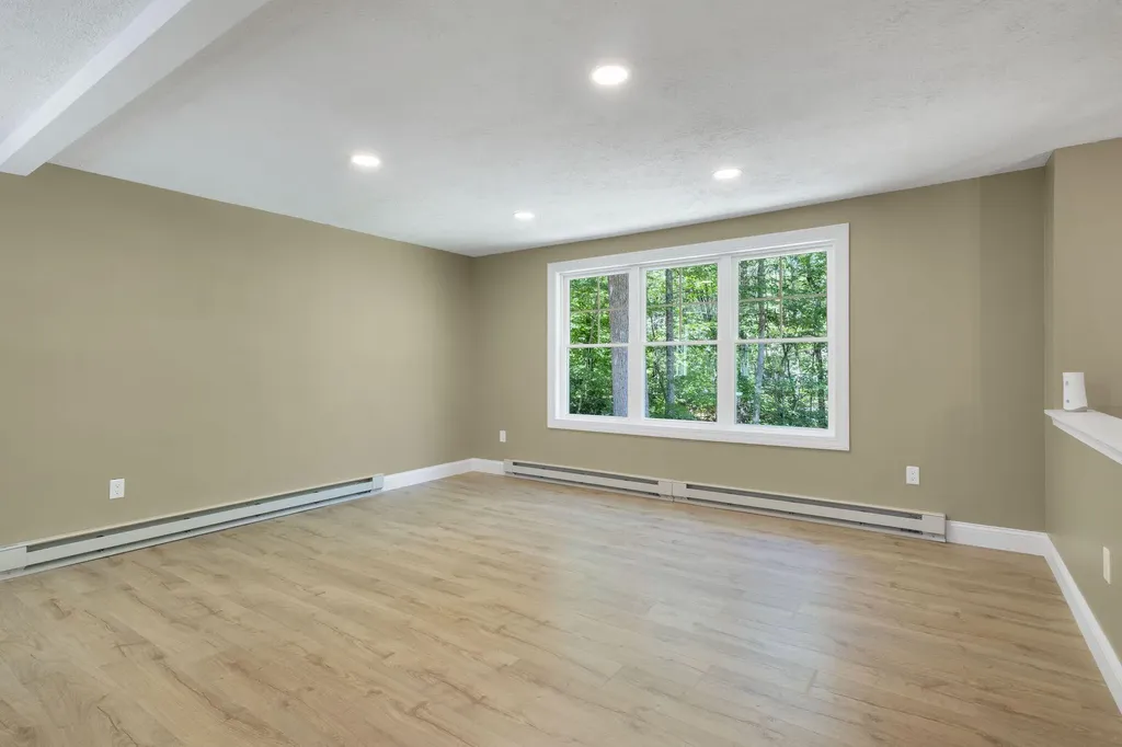 18 Fir Drive Waterboro ME 04030