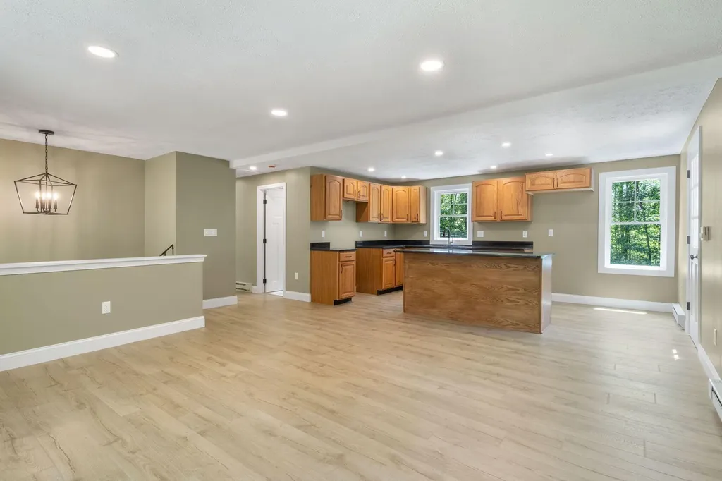 18 Fir Drive Waterboro ME 04030
