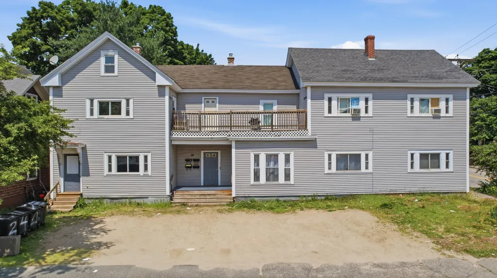 82 Hampshire Street Auburn ME 04210