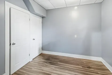 82 Hampshire Street Auburn ME 04210